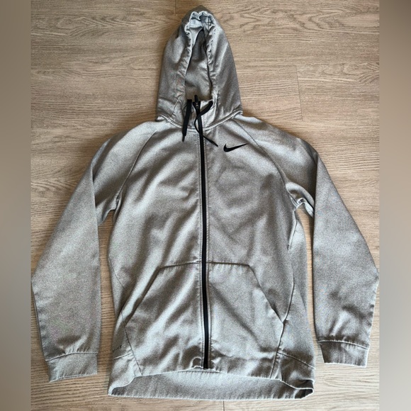 Nike Other - Nike Sweatshirt